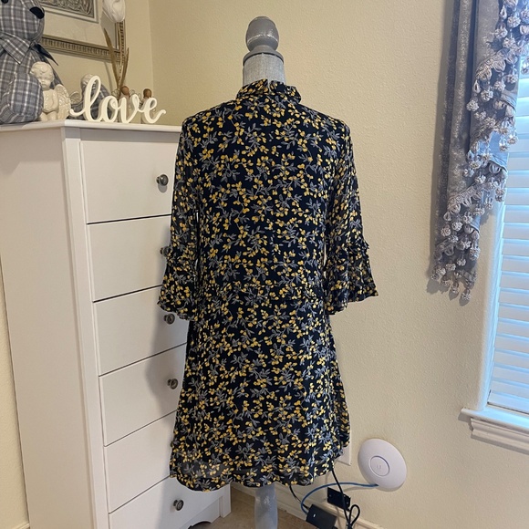 Ganni Designer Dress in Floral Print Size 36 - Picture 4 of 6